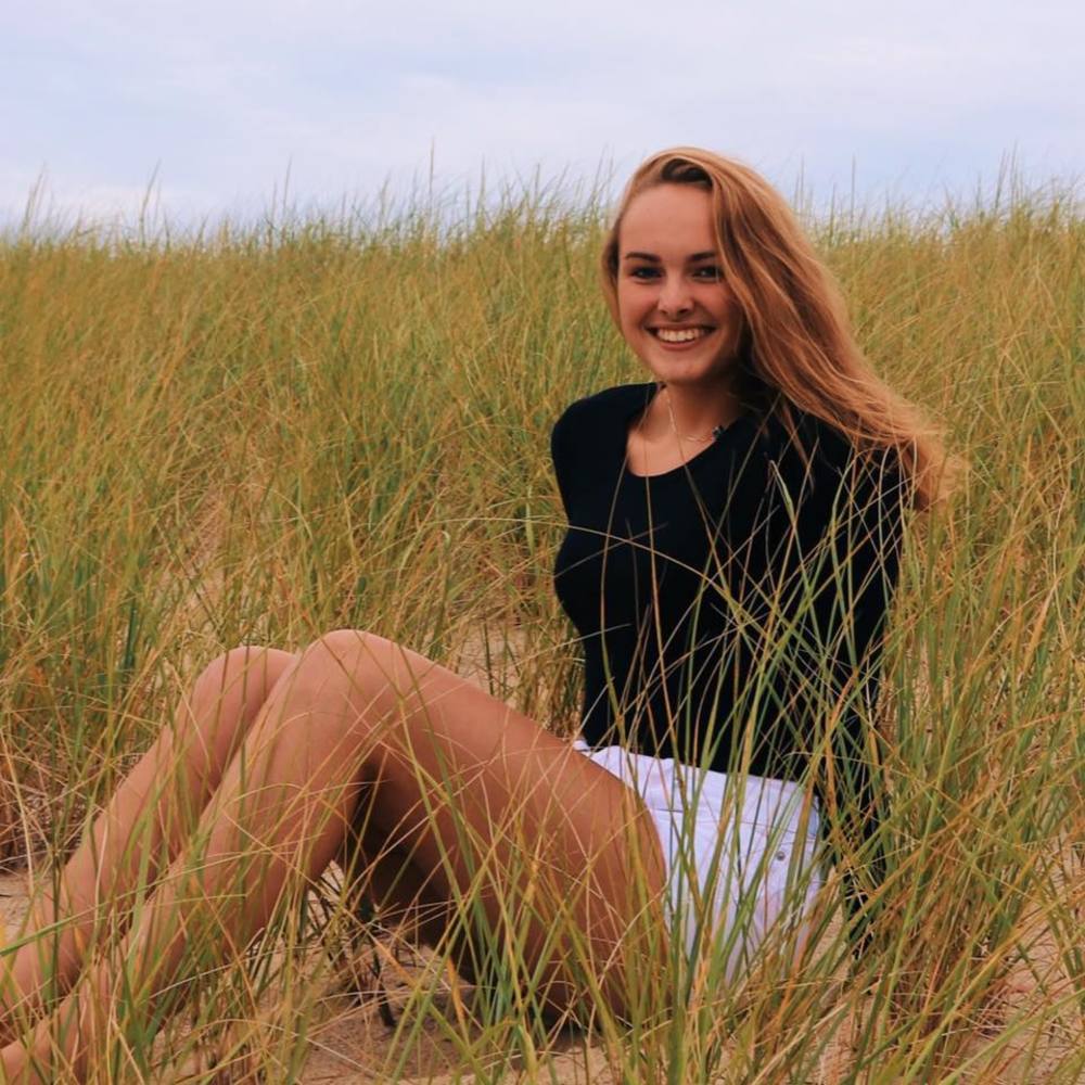 Meet your Posher, Zoe